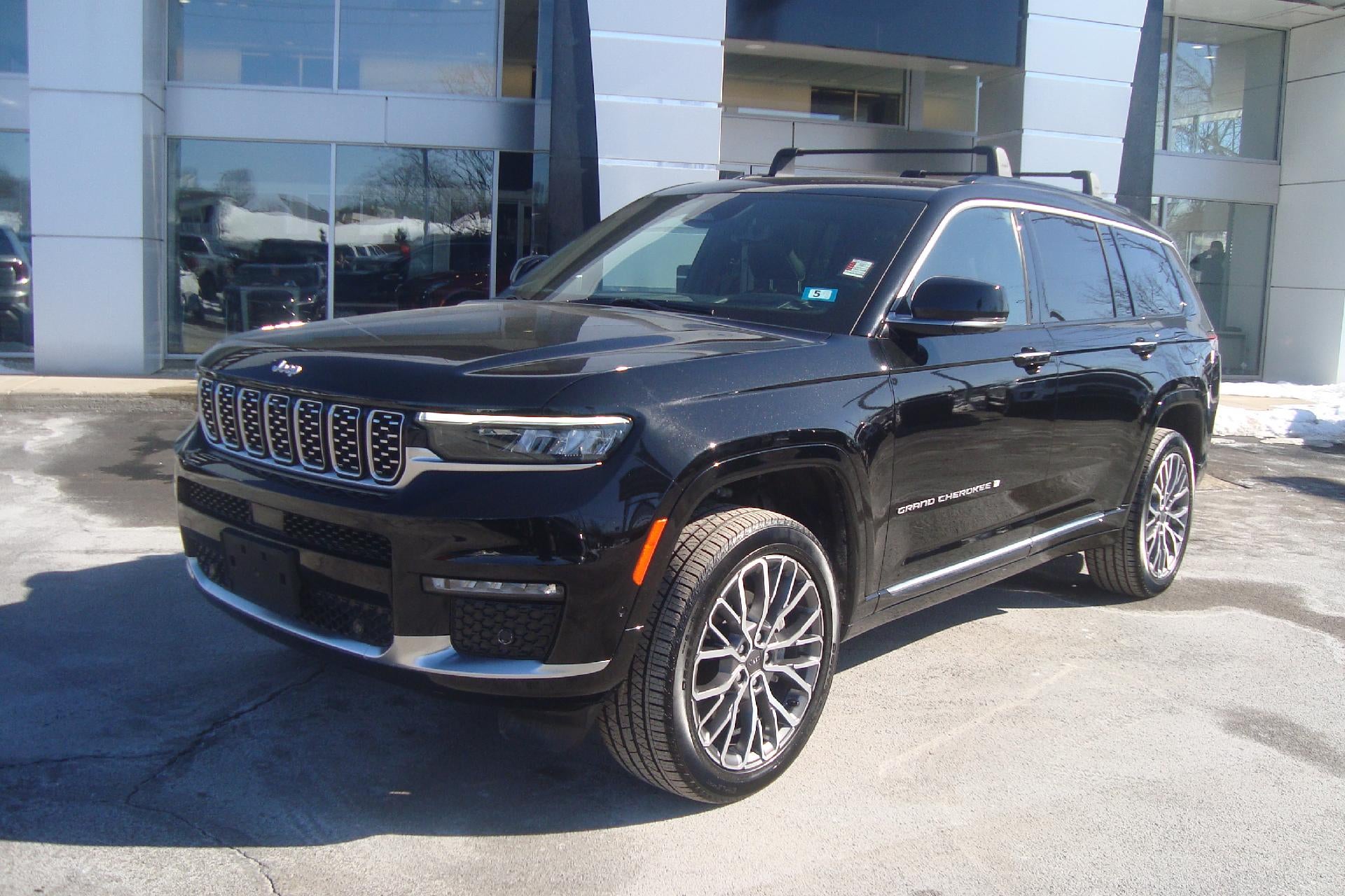 2025 Jeep Grand Cherokee L Base