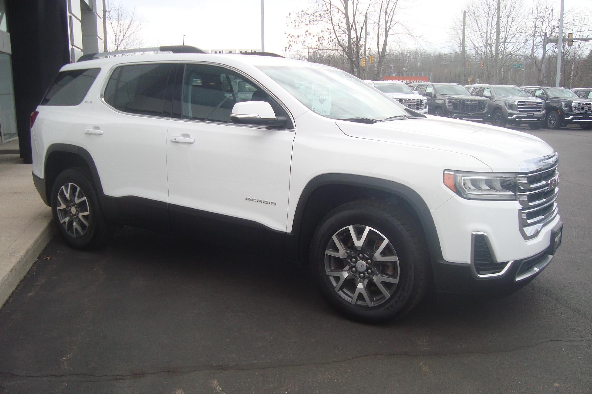 2023 GMC Acadia SLE