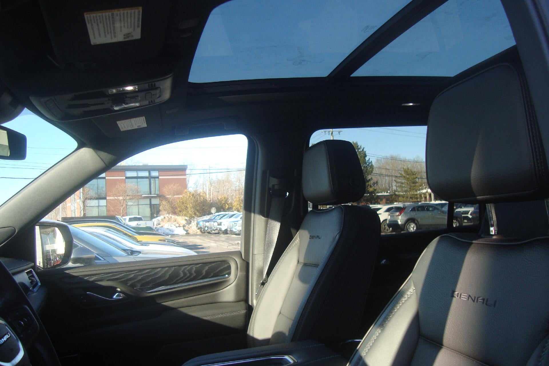 2024 GMC Yukon XL Denali