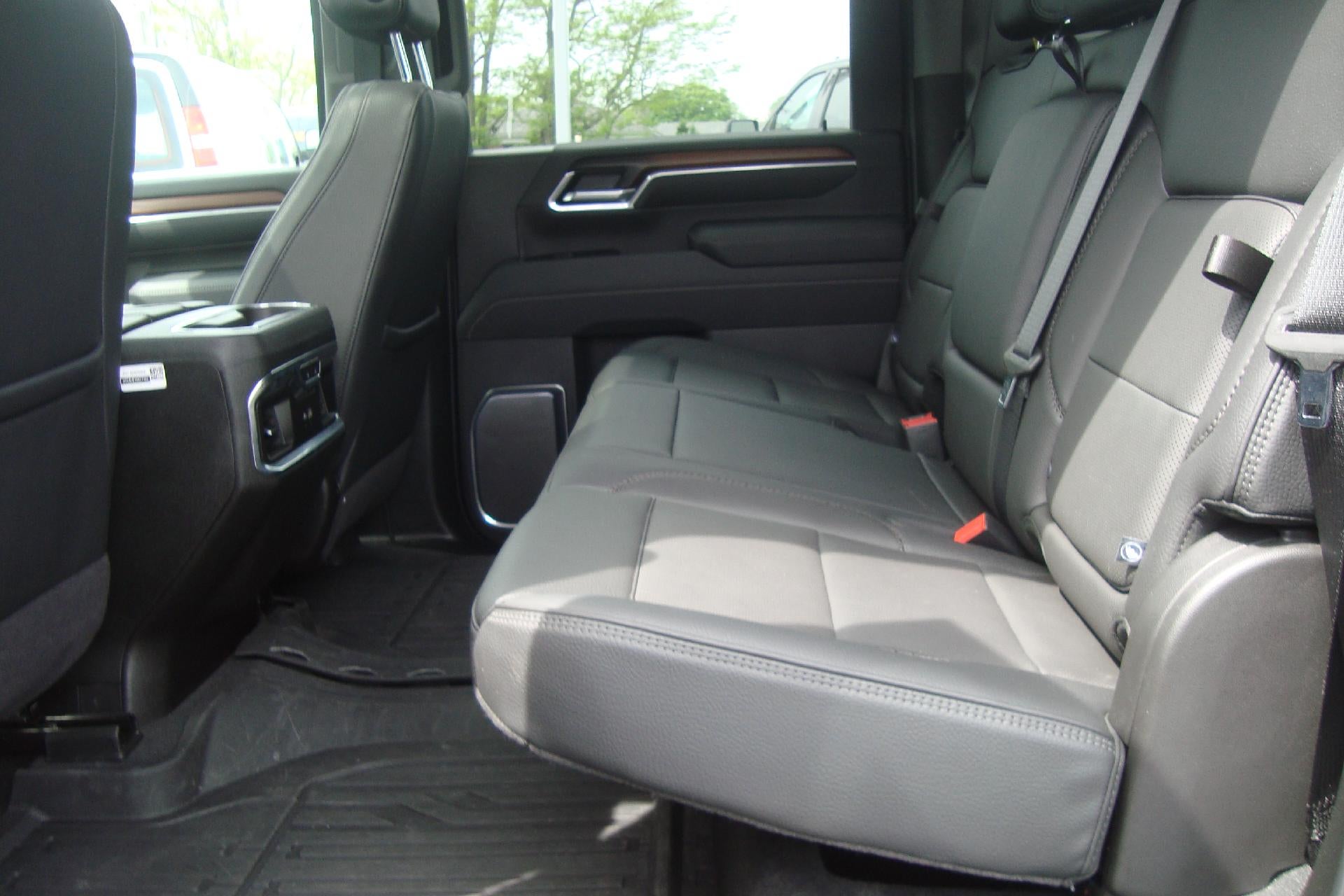 2025 GMC Sierra 2500 HD Denali