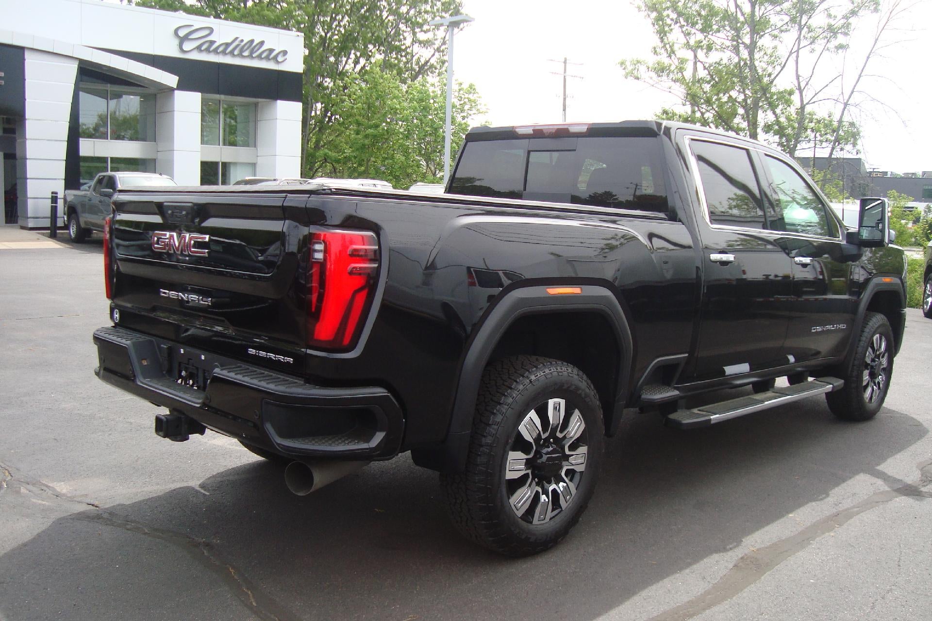 2025 GMC Sierra 2500 HD Denali