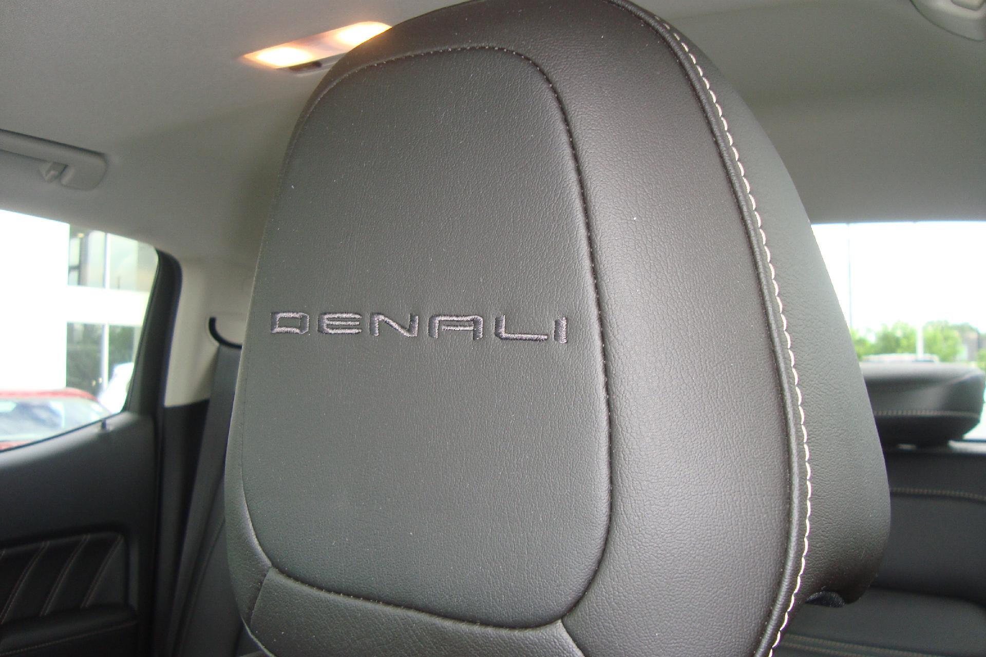 2022 GMC Canyon 4WD Denali