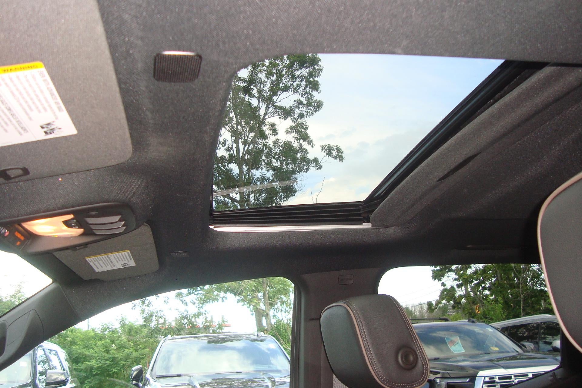 2025 GMC Canyon 4WD Denali