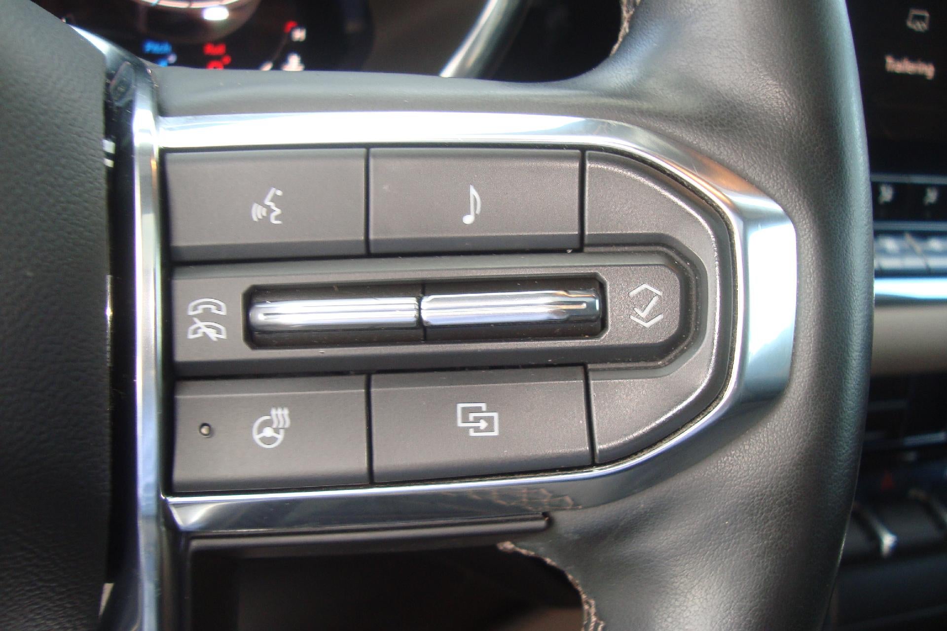 2025 GMC Canyon 4WD Denali