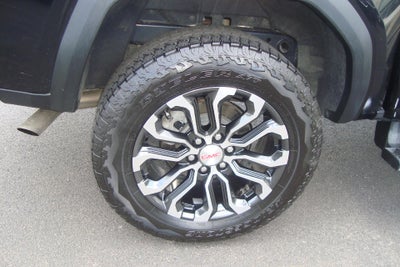 2025 GMC Canyon 4WD Denali