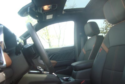 2023 GMC Canyon 4WD AT4