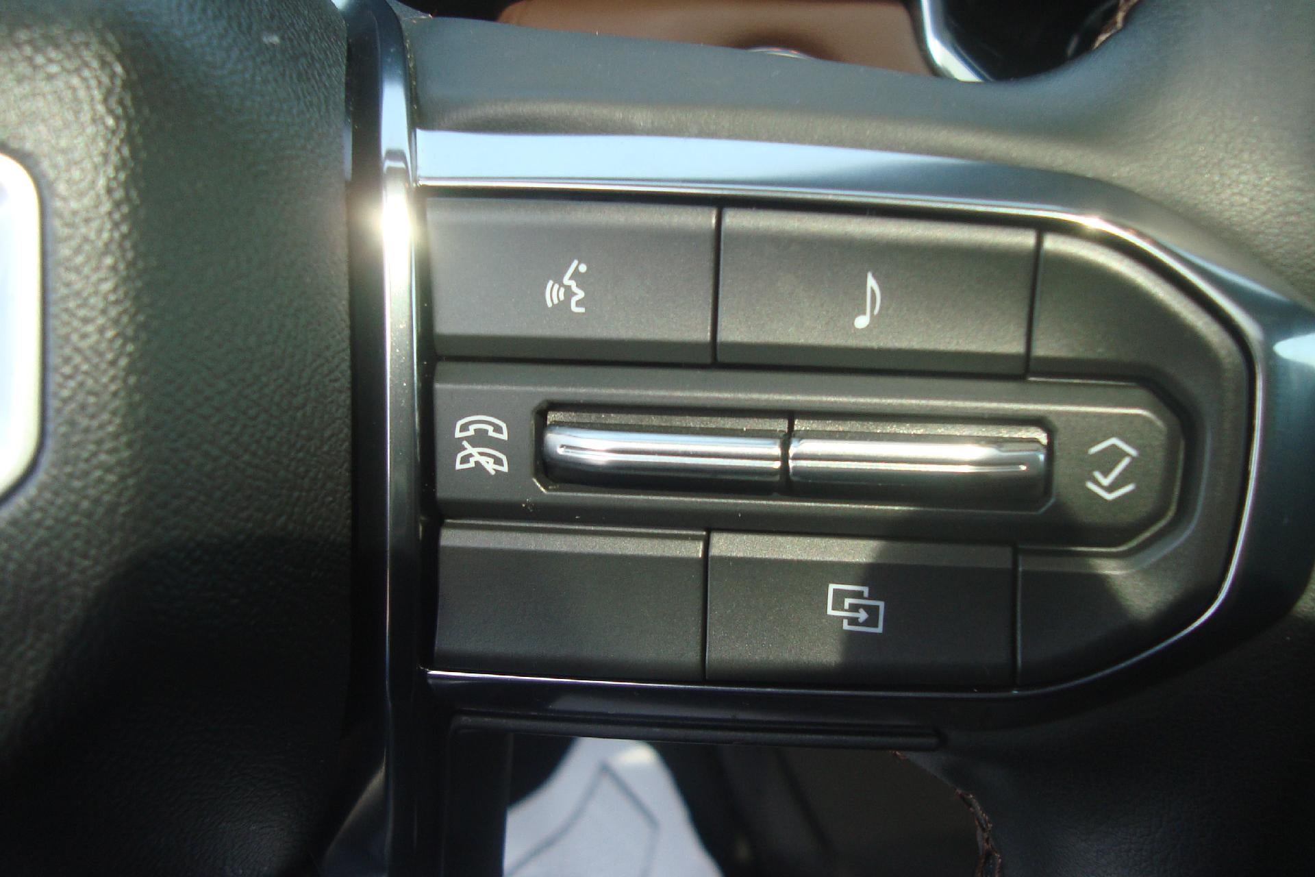 2023 GMC Canyon 4WD AT4