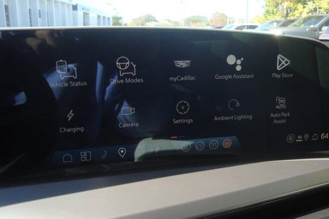 2026 Cadillac VISTIQ Luxury