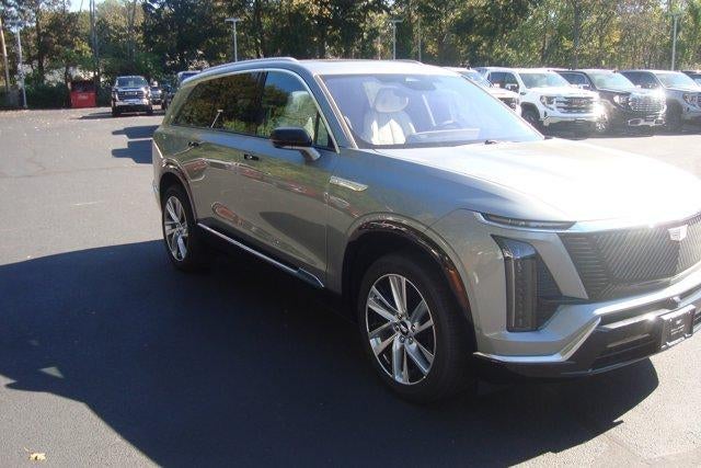 2026 Cadillac VISTIQ Luxury