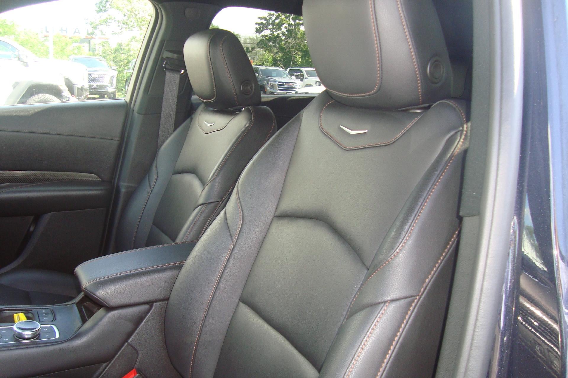 2022 Cadillac XT4 AWD Sport