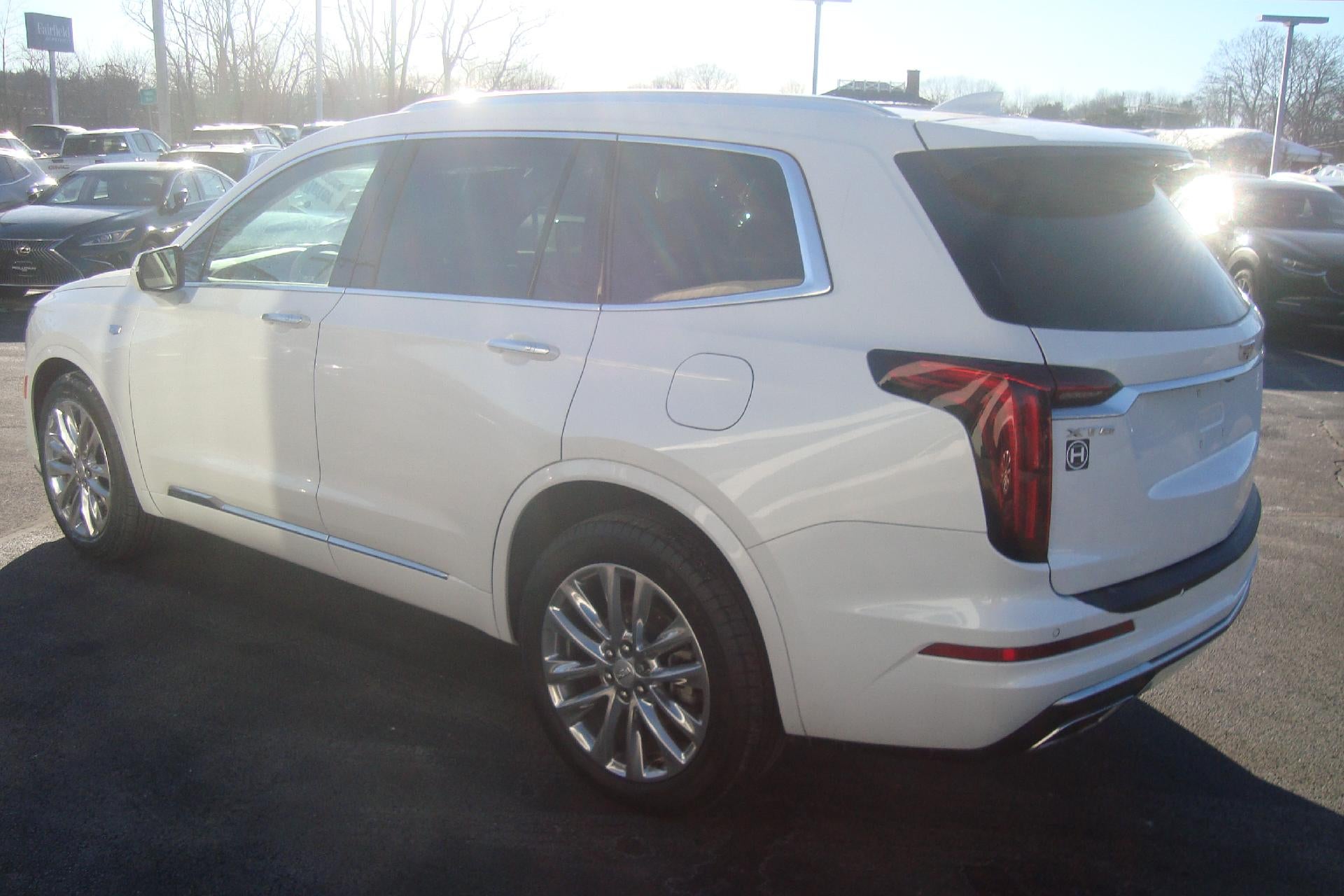 2023 Cadillac XT6 FWD Premium Luxury