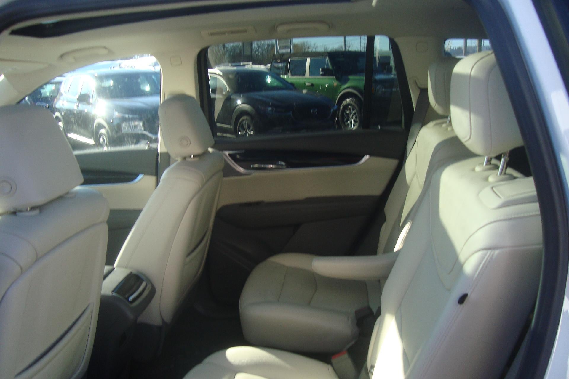 2023 Cadillac XT6 AWD Premium Luxury