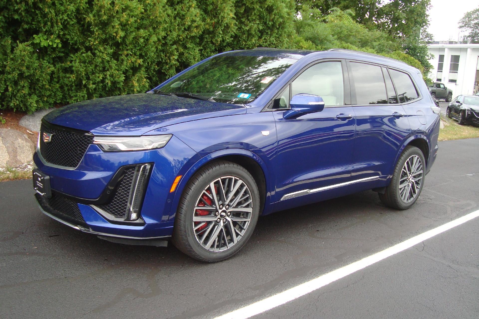 2023 Cadillac XT6 AWD Sport