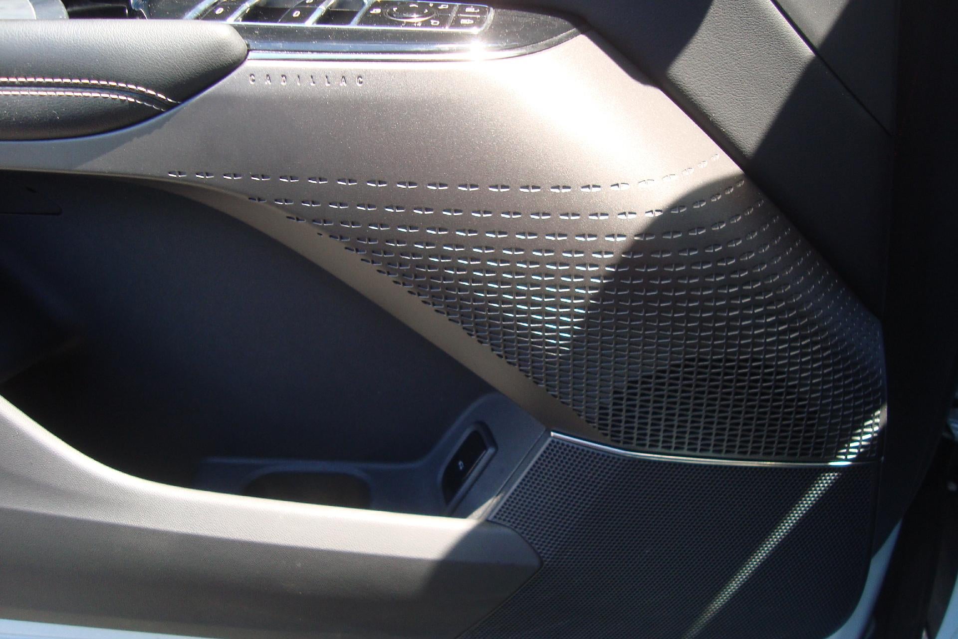 2024 Cadillac LYRIQ Tech