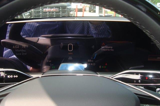 2025 Cadillac LYRIQ Sport