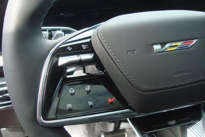 2026 Cadillac LYRIQ -V