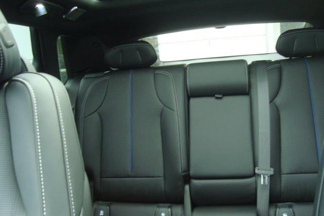 2026 Cadillac LYRIQ -V