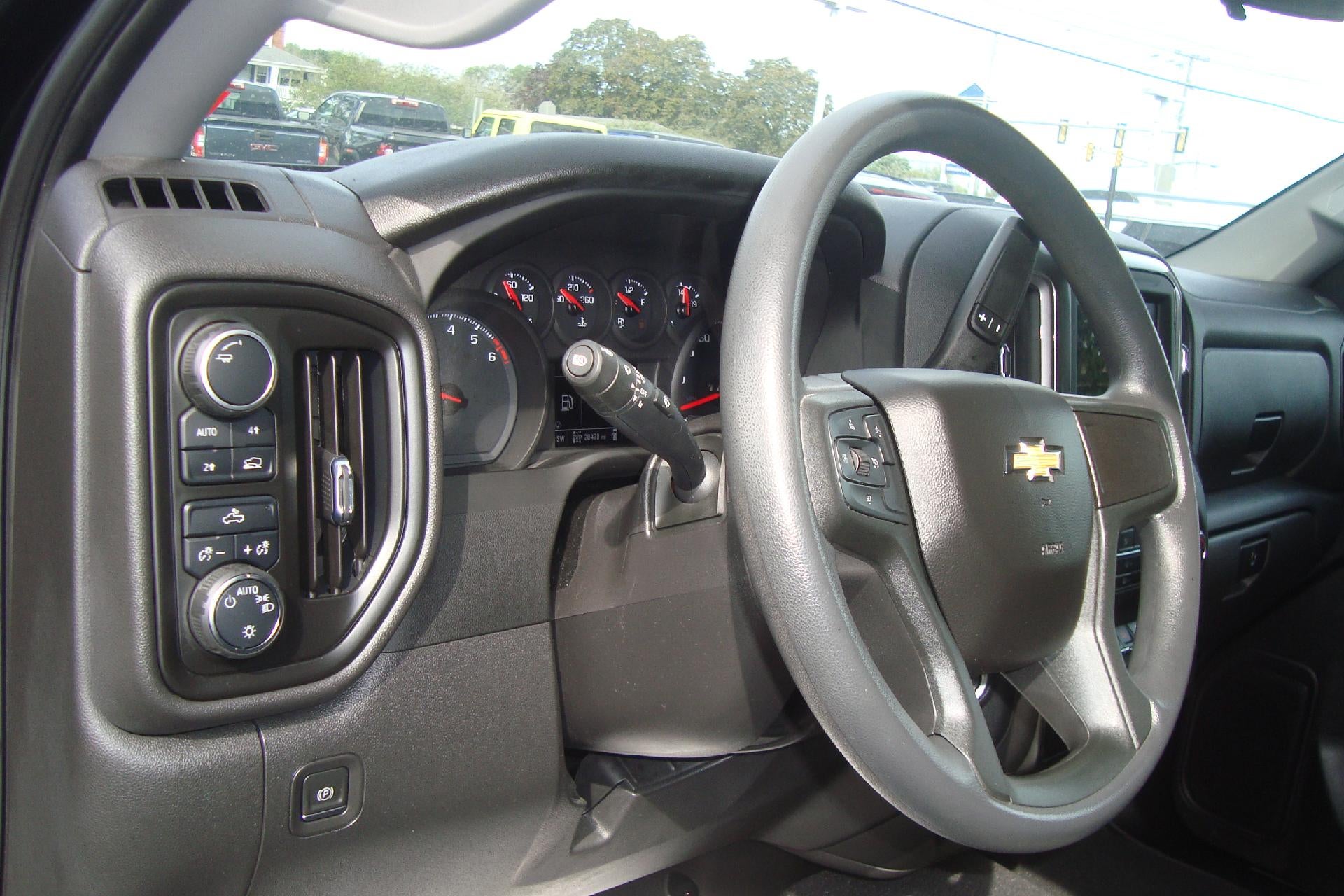 2022 Chevrolet Silverado 1500 Custom