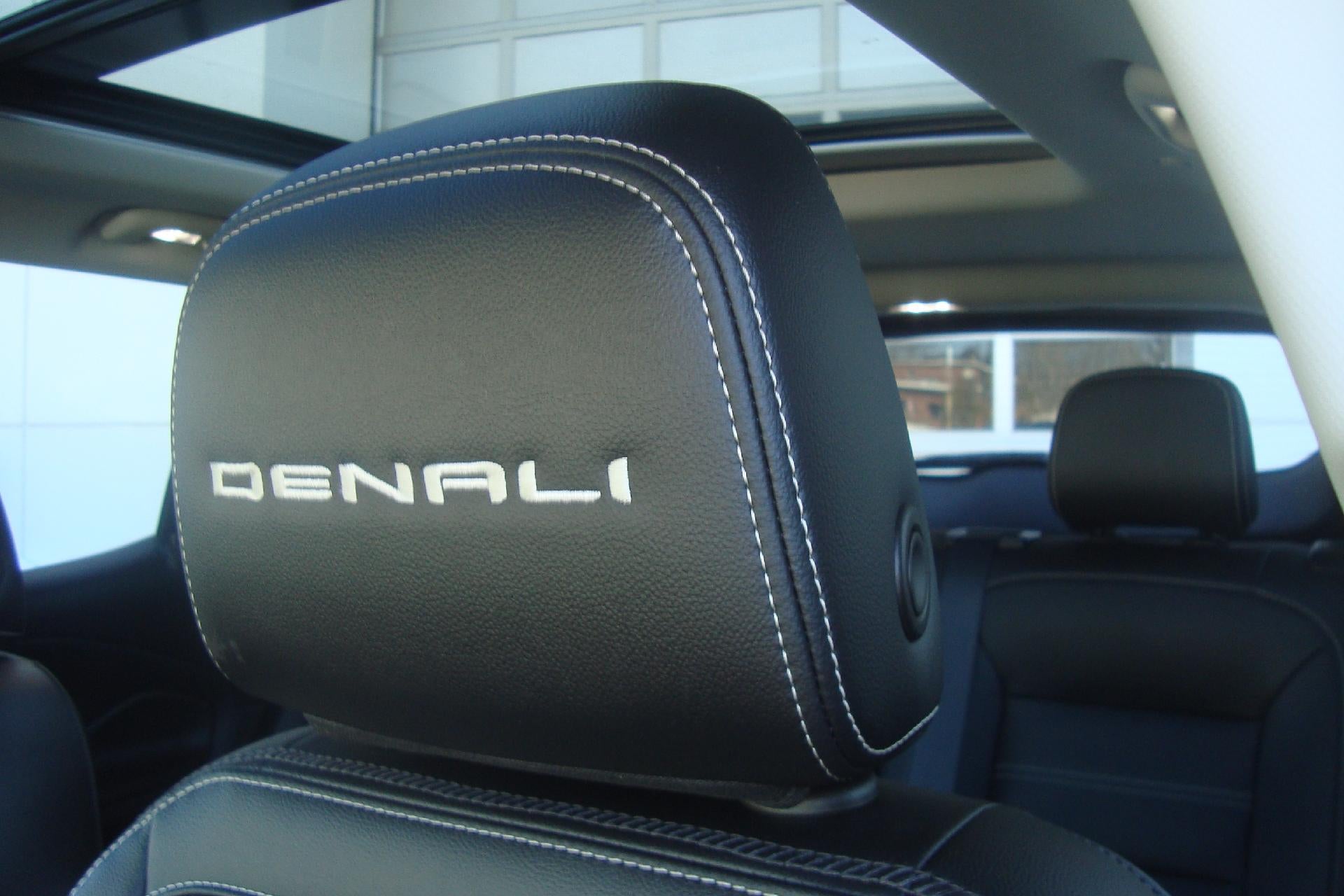 2023 GMC Terrain Denali