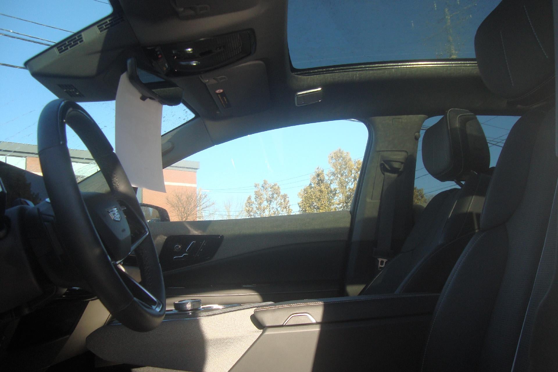 2025 Cadillac OPTIQ Luxury