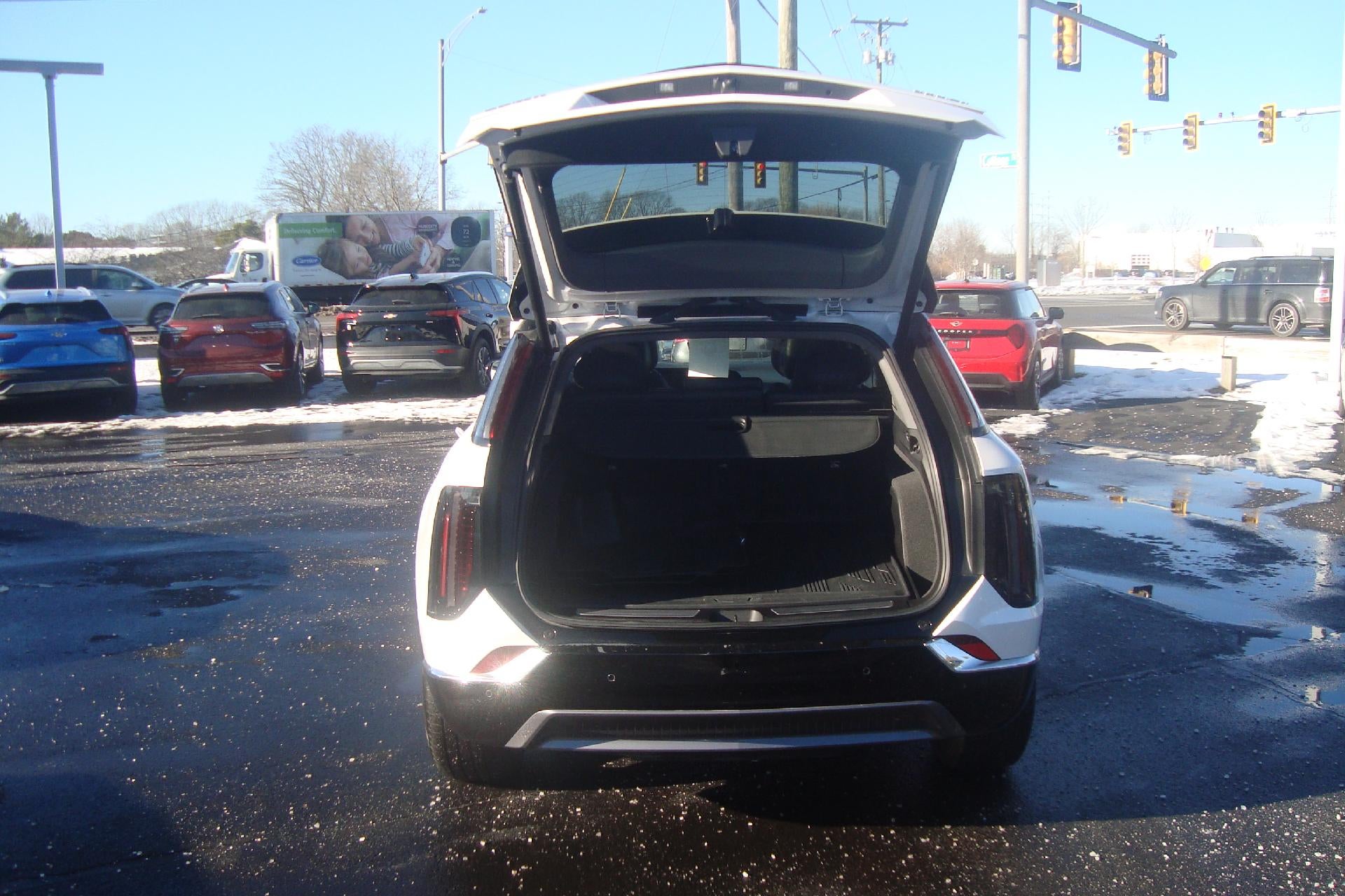 2025 Cadillac OPTIQ Luxury