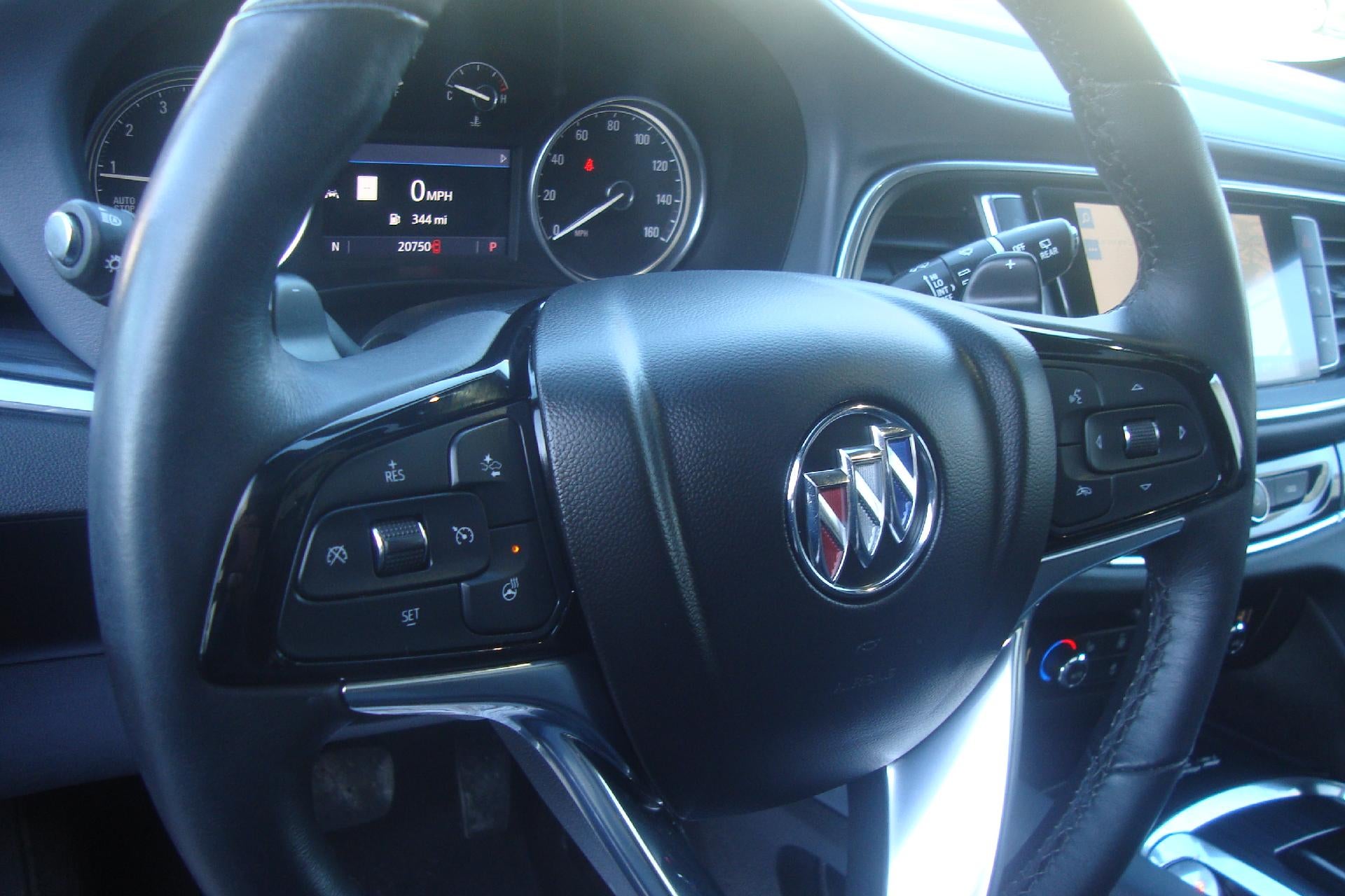 2023 Buick Enclave Essence